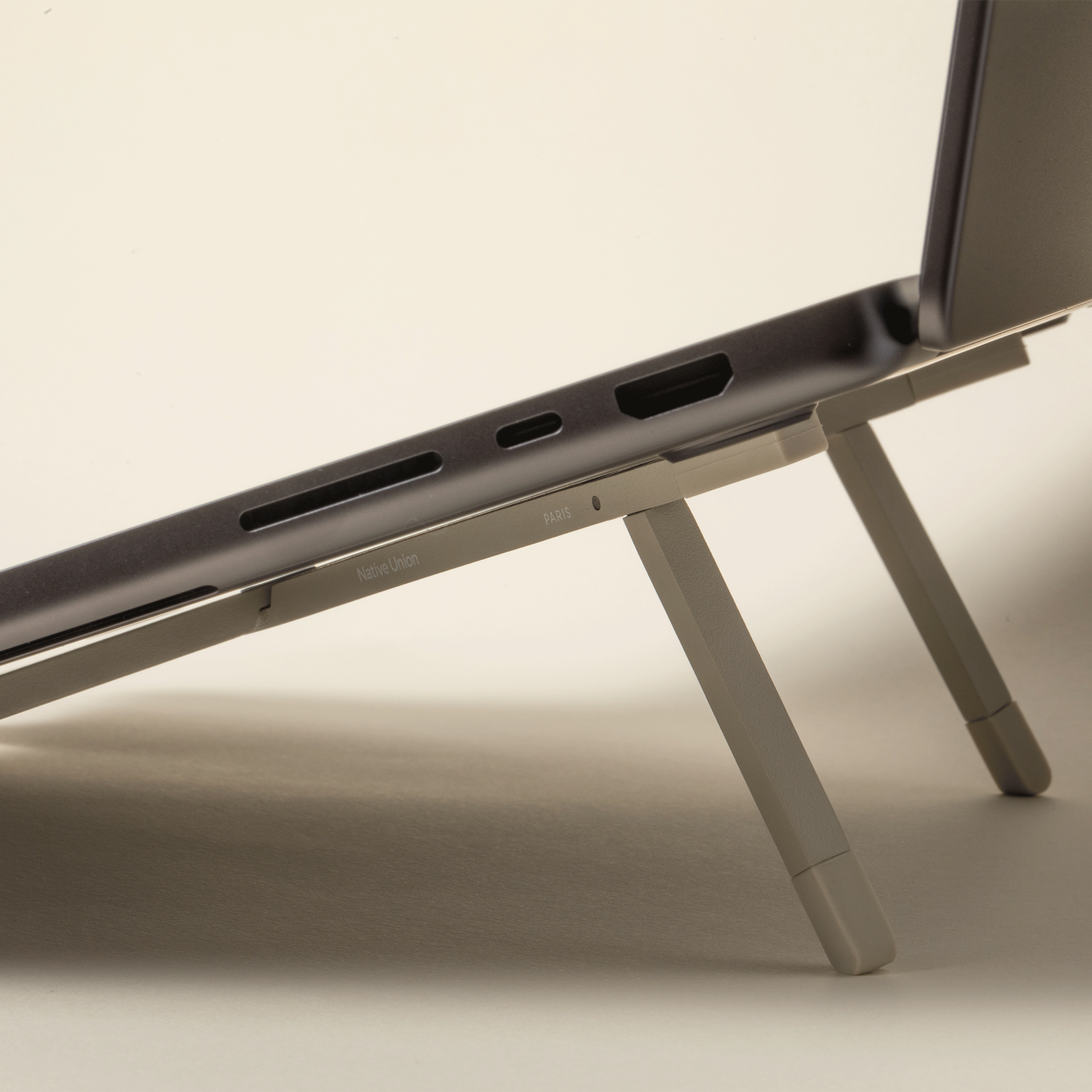 Fold Laptop Stand