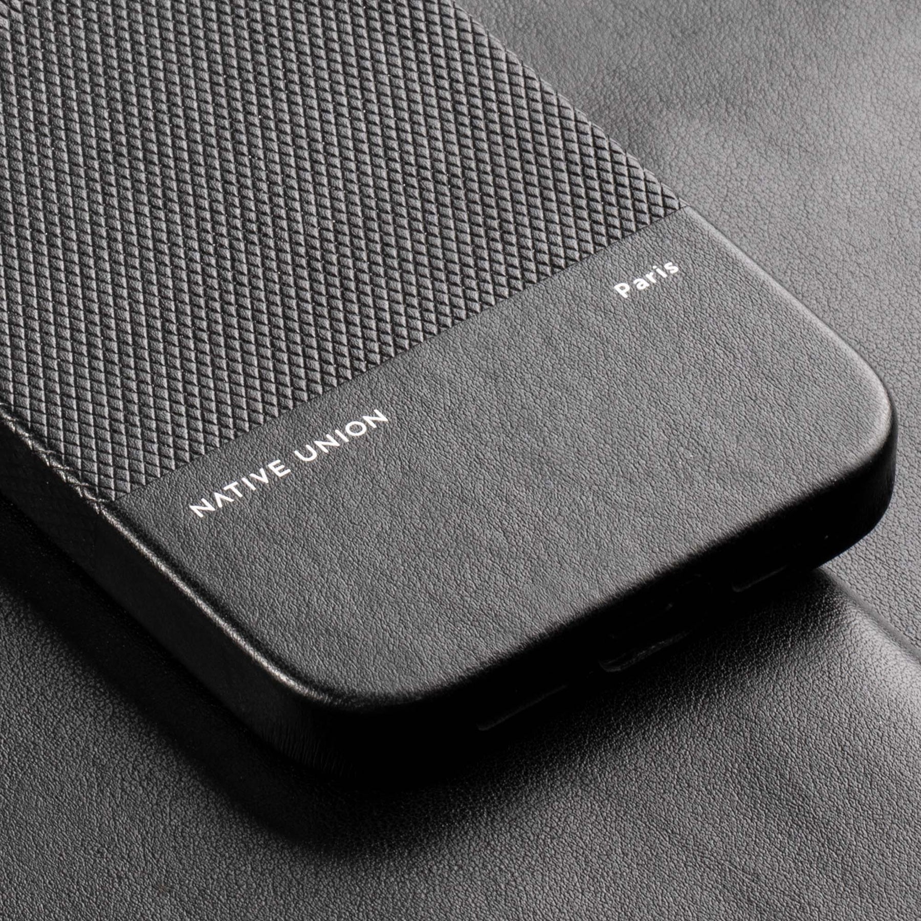 iPhone 15®/14® DIY Phone Case Kit