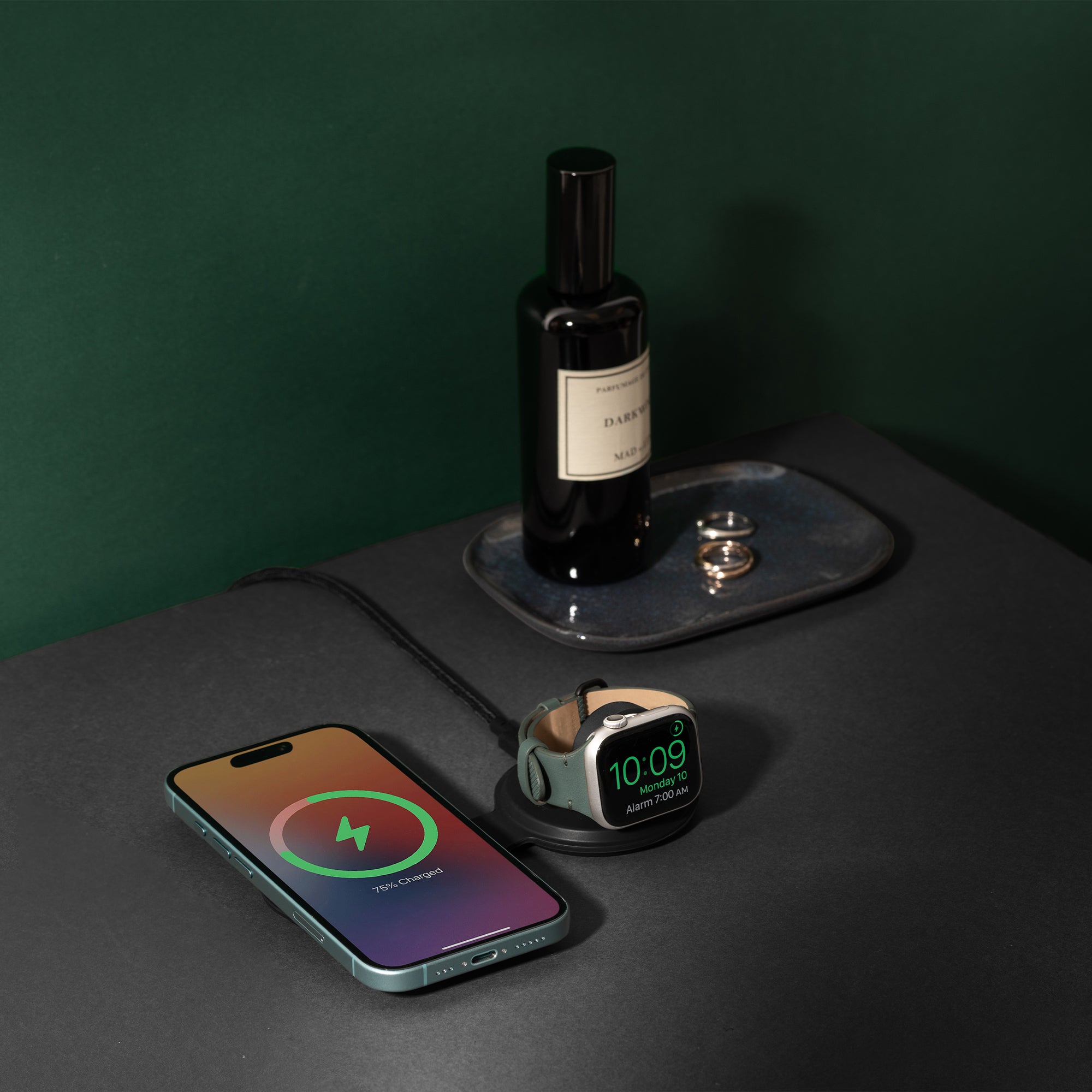 Voyage 2-in-1 Magnetic Wireless Charger