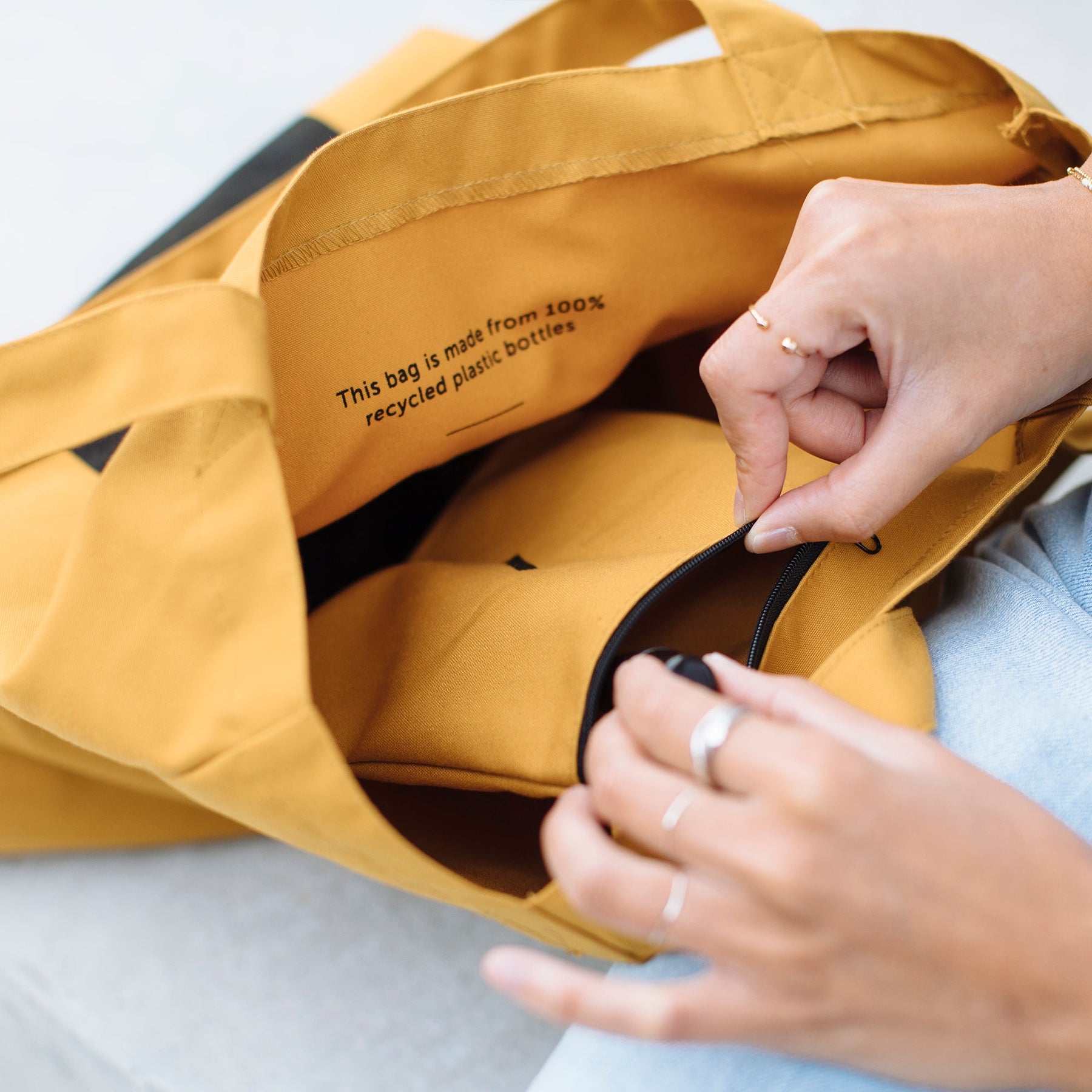 The 10 Best Trolley Sleeve Bags – KNOMO